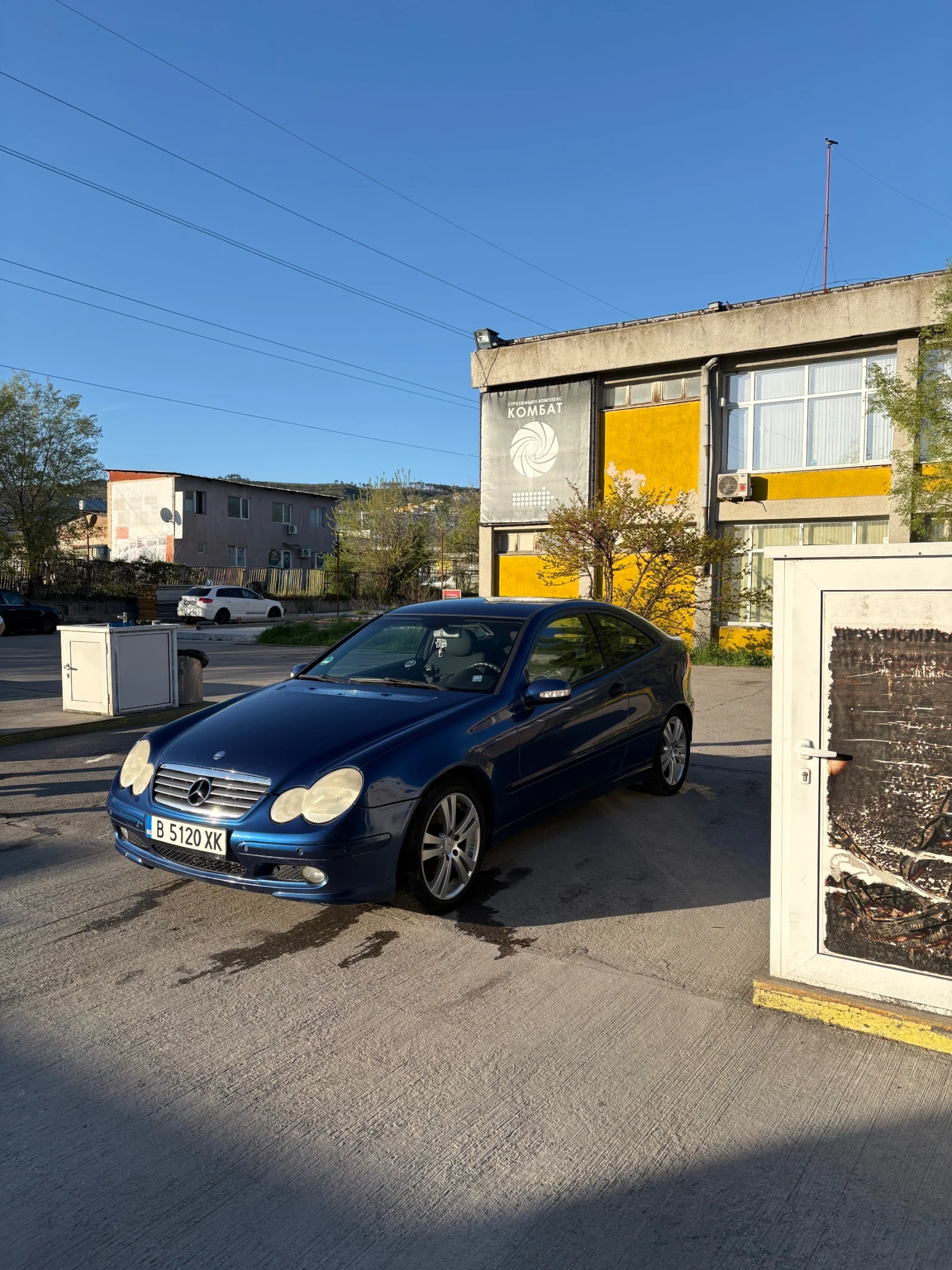 Mercedes-Benz C 180 Компресор, снимка 3 - Автомобили и джипове - 55405499