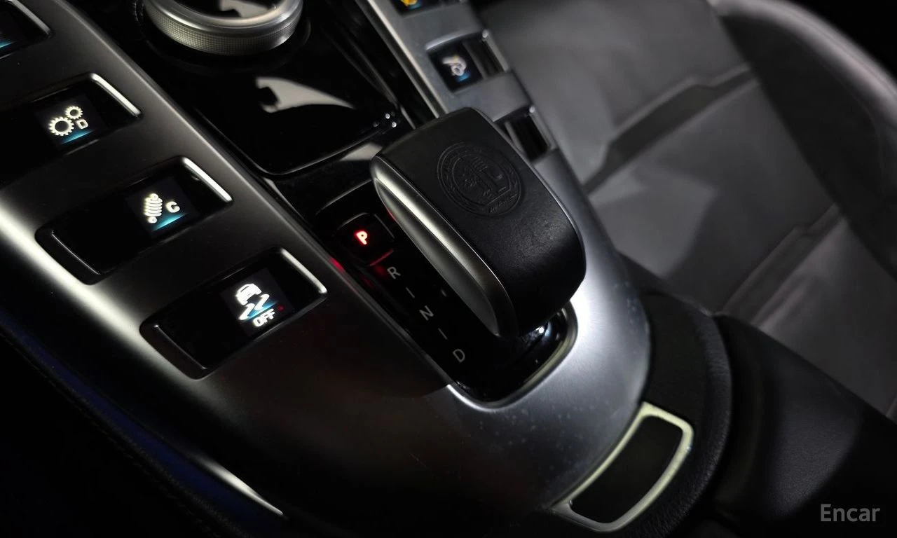 Mercedes-Benz GT 43 AMG 4MATIC+ * BURMESTER* 360* ХЕДЪП* DISTRONIC*, снимка 14 - Автомобили и джипове - 55528598
