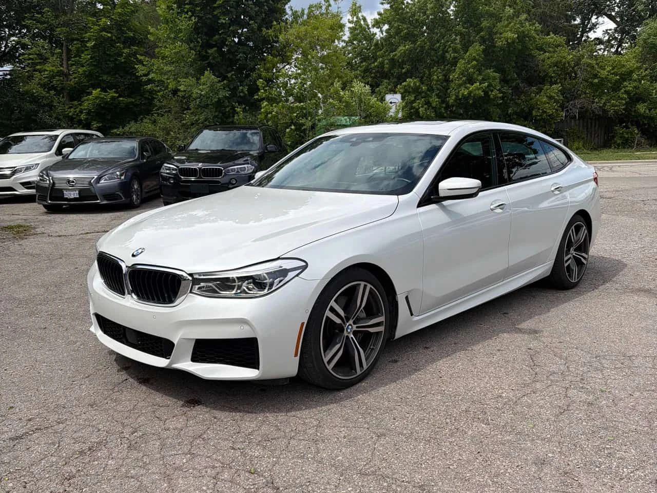 BMW 640  xDrive * CARFAX * ОПЦИЯ ЗА ФИНАНСИРАНЕ, снимка 16 - Автомобили и джипове - 55547168