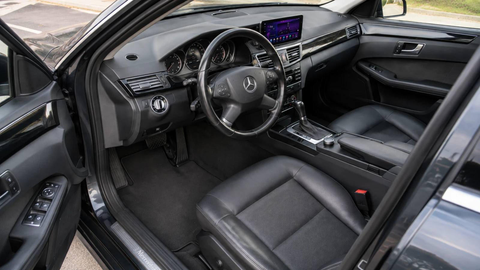 Mercedes-Benz E 220  AVANGARD, снимка 5 - Автомобили и джипове - 55618598
