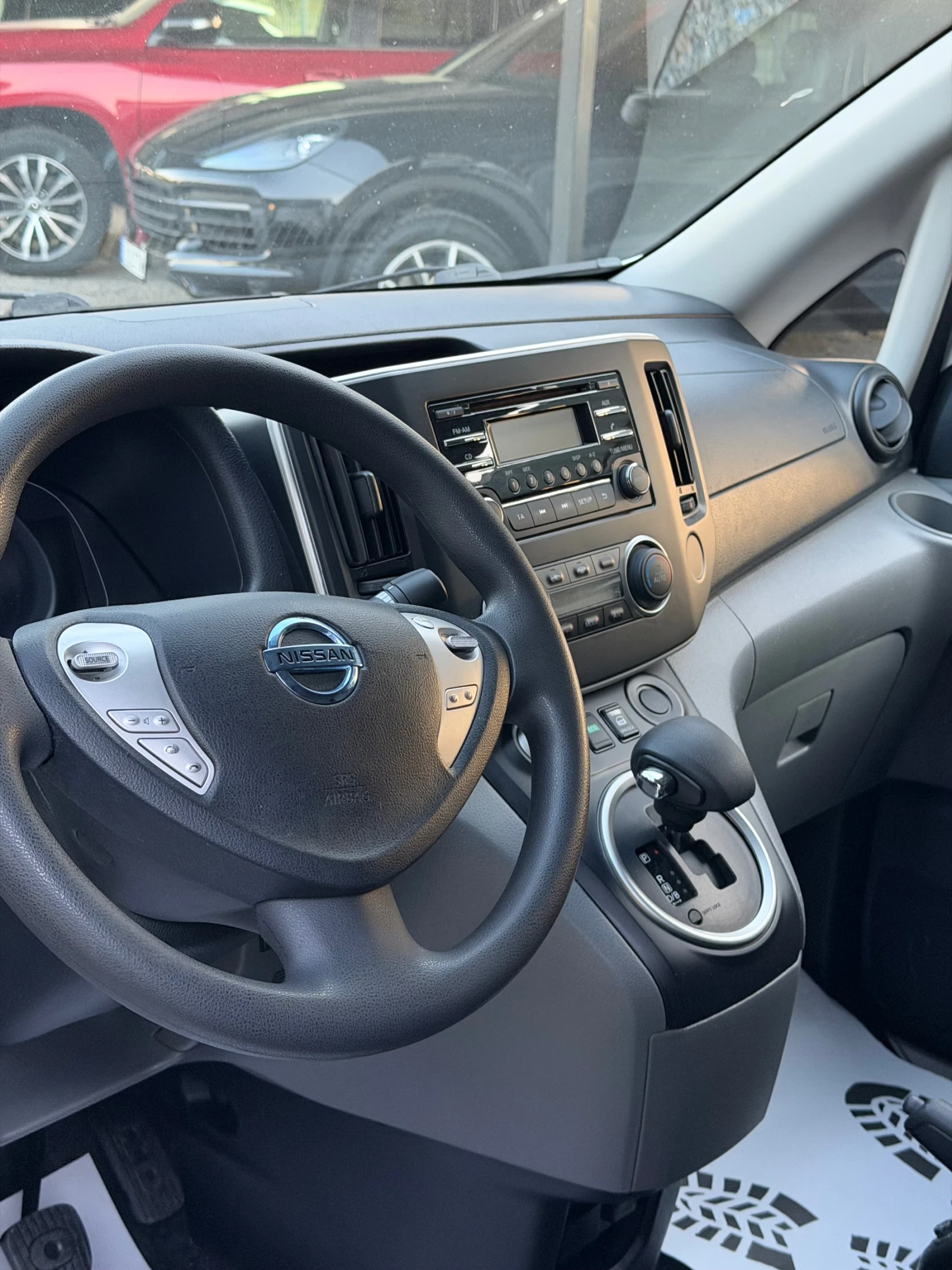 Nissan e-NV200 E-NV200 Hladilno 29hil.km., снимка 10 - Автомобили и джипове - 55694913