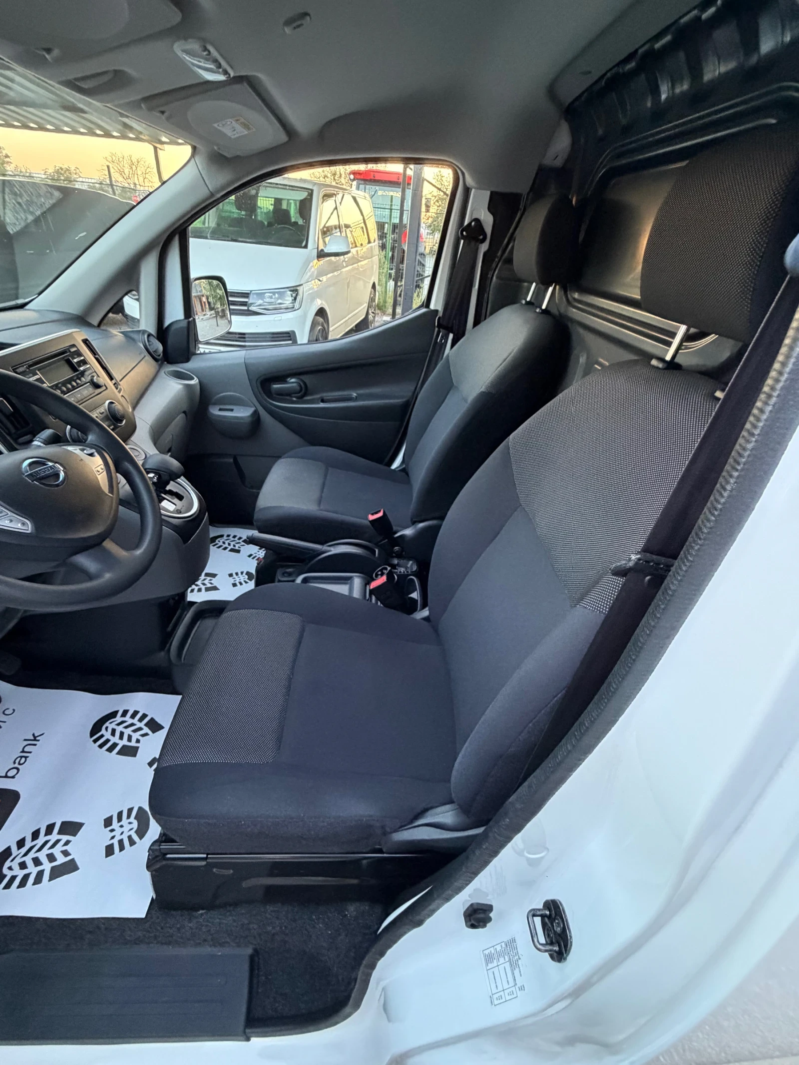 Nissan e-NV200 E-NV200 Hladilno 29hil.km., снимка 9 - Автомобили и джипове - 55694913