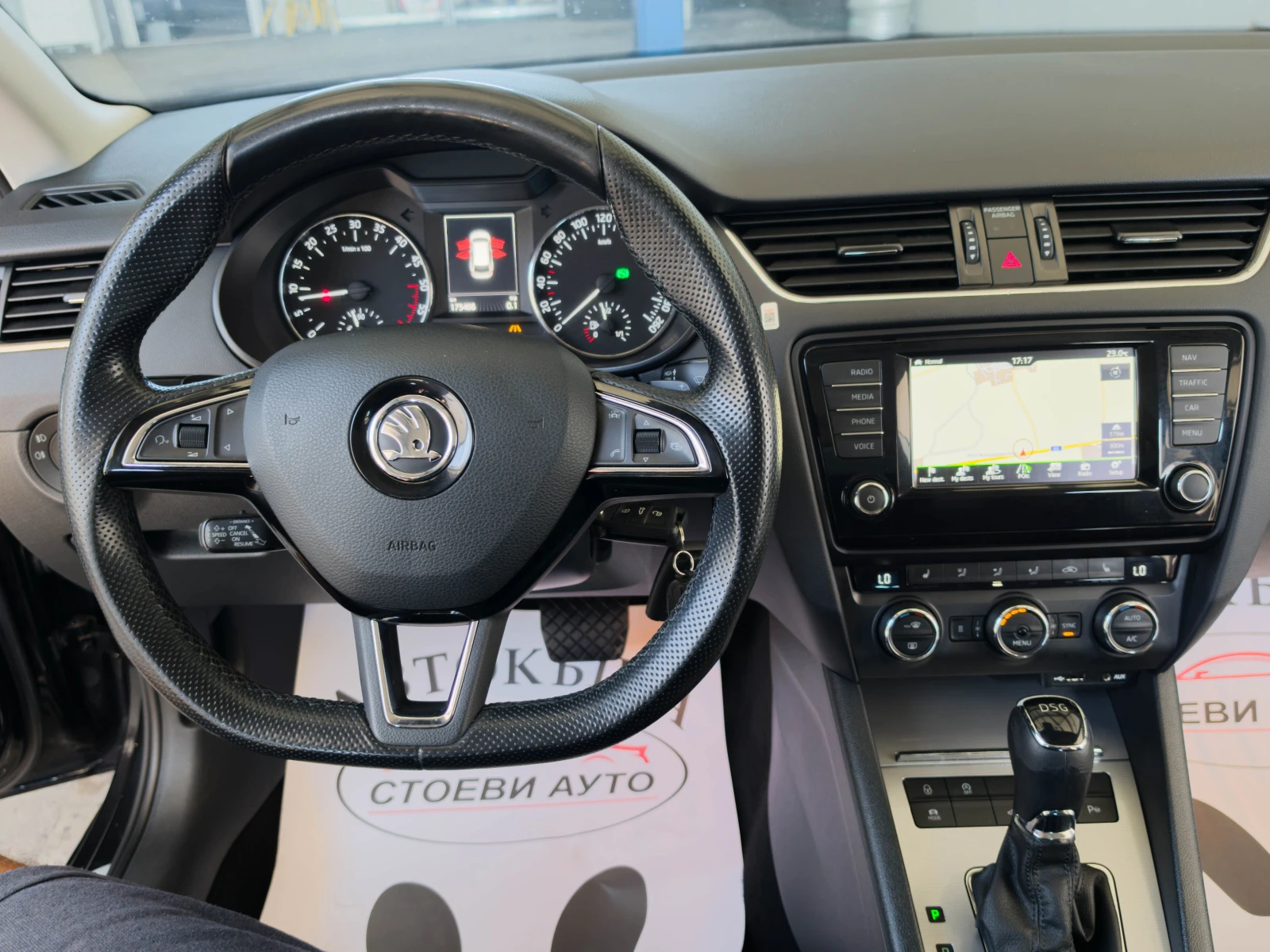 Skoda Octavia 2.0* TDI* 150кс* дистроник* LED* Нави* фул, снимка 12 - Автомобили и джипове - 56002555