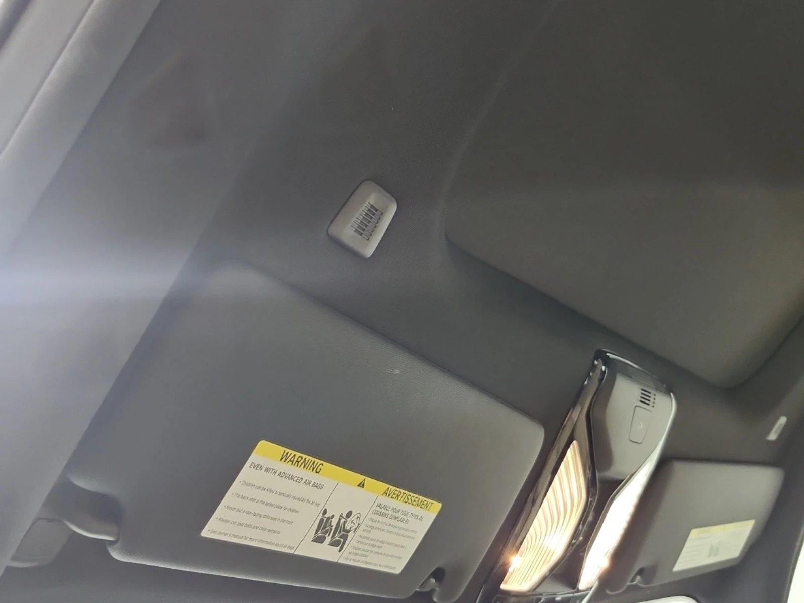 BMW i4 * EDRIVE35 * CARFAX *  | Mobile.bg � ����������� 12
