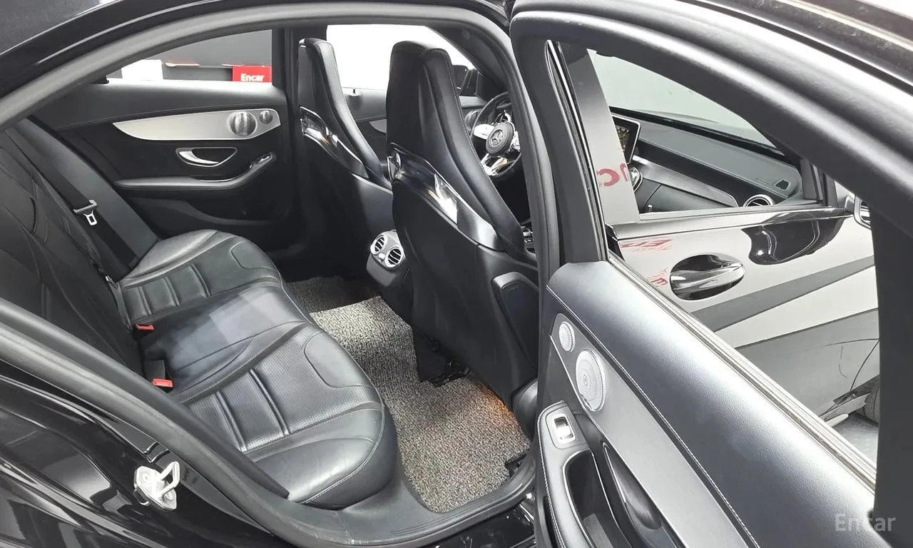 Mercedes-Benz C 63 AMG / S / BUCKET SEATS / BURMESTER / PANO / АВТОКРЕДИТ, снимка 11 - Автомобили и джипове - 56131153