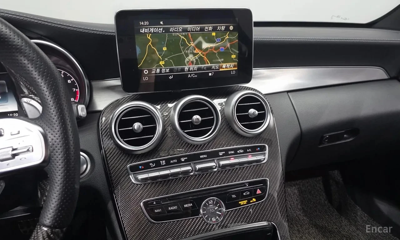 Mercedes-Benz C 63 AMG / S / BUCKET SEATS / BURMESTER / PANO / АВТОКРЕДИТ, снимка 13 - Автомобили и джипове - 56131153