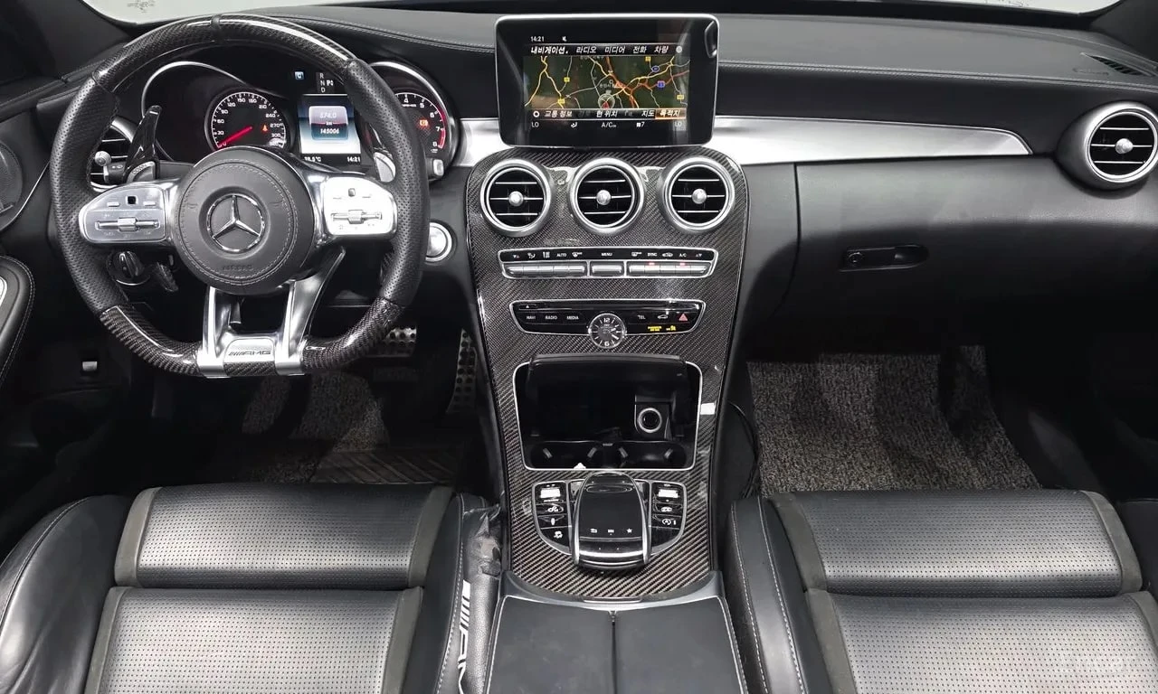 Mercedes-Benz C 63 AMG / S / BUCKET SEATS / BURMESTER / PANO / АВТОКРЕДИТ, снимка 7 - Автомобили и джипове - 56131153