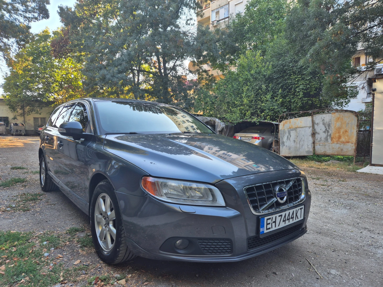 Volvo V70, снимка 5 - Автомобили и джипове - 56144024