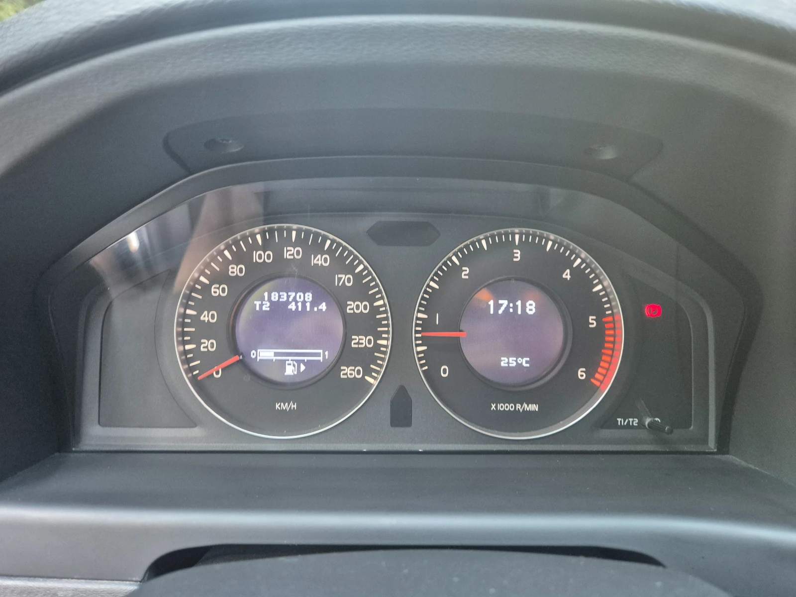 Volvo V70, снимка 11 - Автомобили и джипове - 56144024