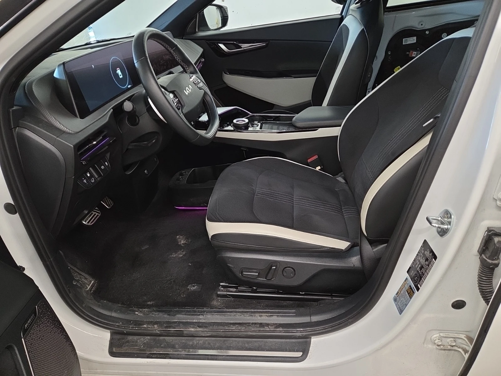 Kia EV6 GT-LINE * AWD, снимка 7 - Автомобили и джипове - 56623471