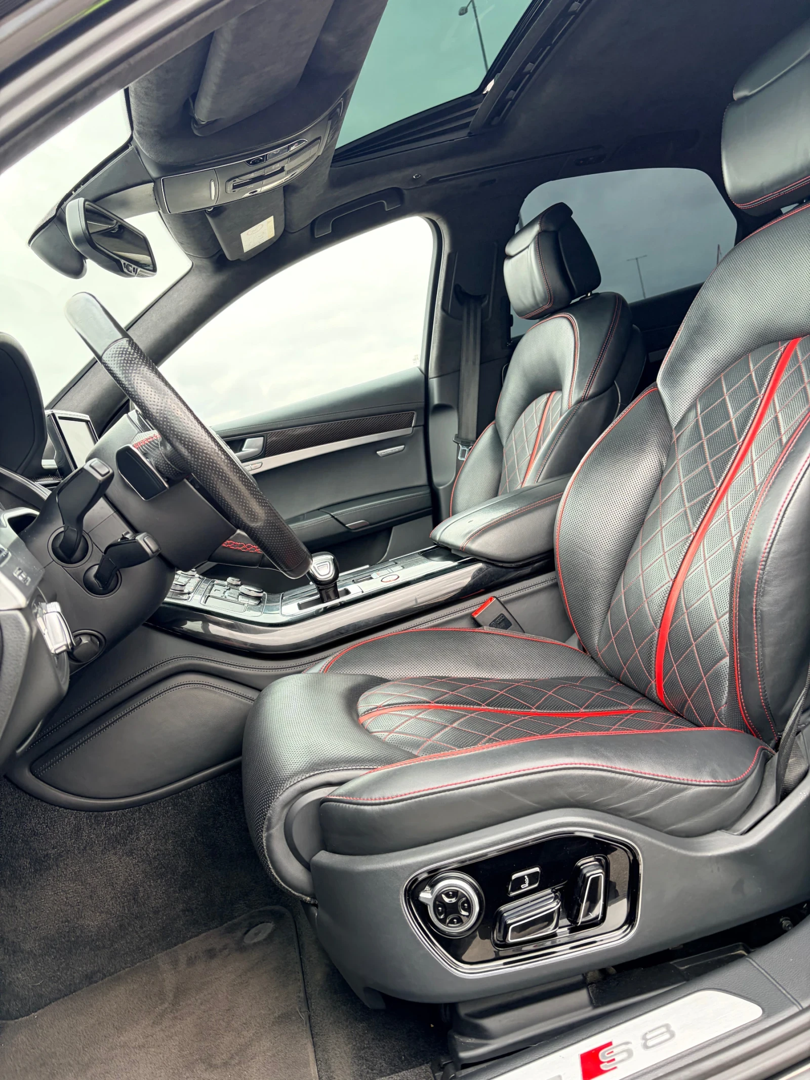 Audi S8 Plus ( Carbon Ceramic ) 605 к.с., снимка 13 - Автомобили и джипове - 56728478