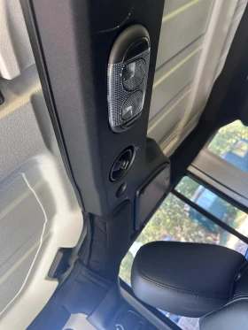 Jeep Wrangler Sahara, снимка 2