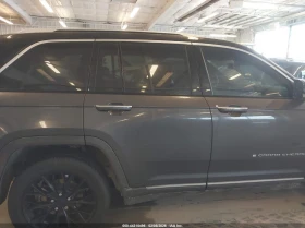 Jeep Grand cherokee 3.6l Summit 4X4, снимка 13