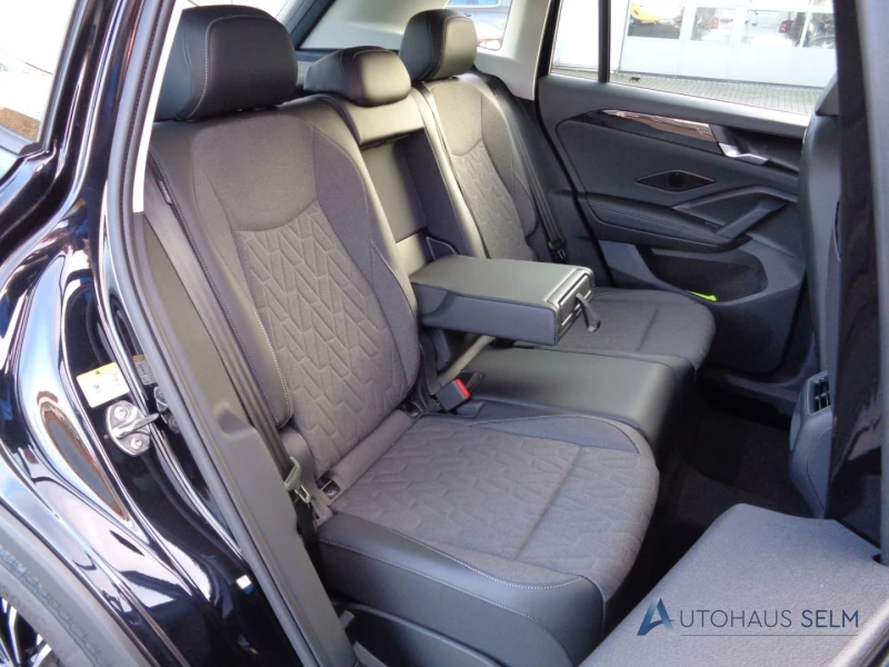 VW Tiguan 1.5 LIFE, снимка 8 - Автомобили и джипове - 48268626