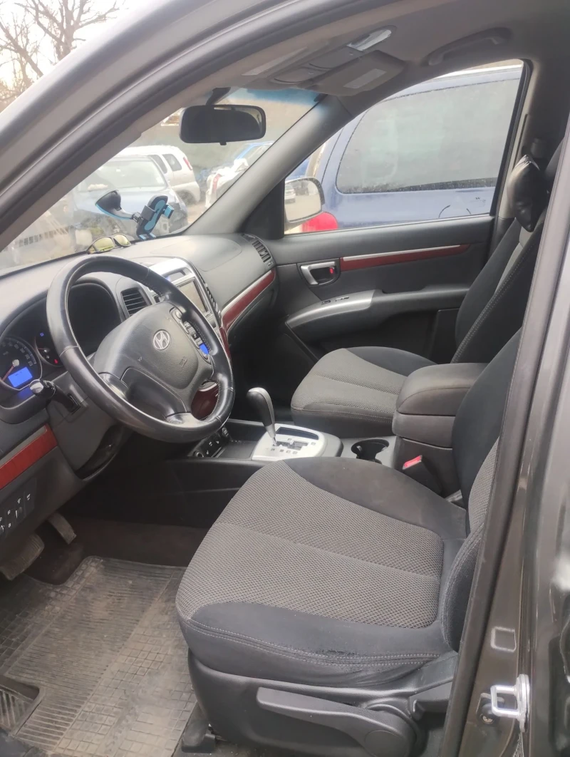 Hyundai Santa fe 2.2 crdi Automatic, снимка 7 - Автомобили и джипове - 49432138