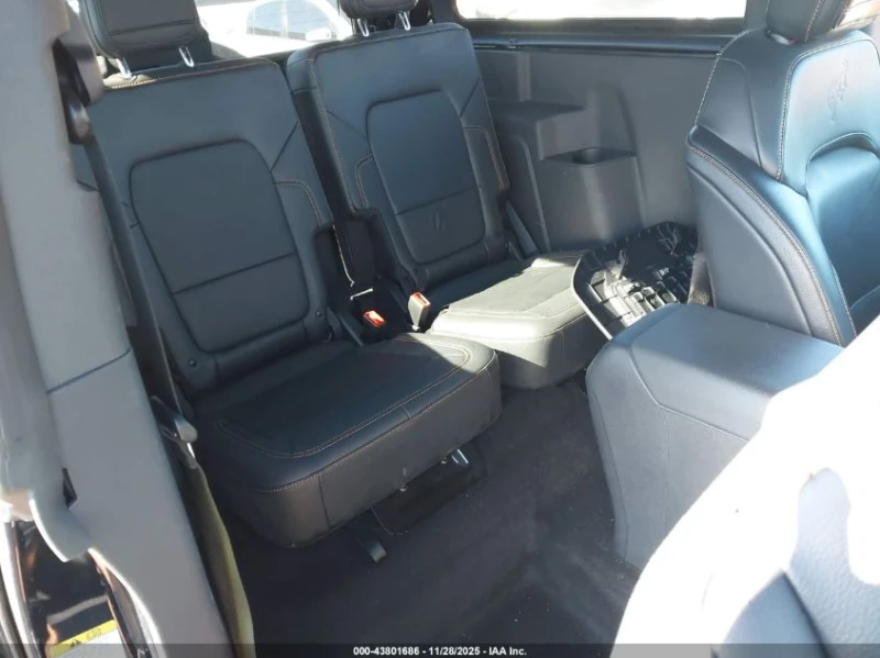 Ford Bronco 2.7L V-6 DI, DOHC, VVT, TURBO, 315HP 4X4 Drive, снимка 13 - Автомобили и джипове - 52776959