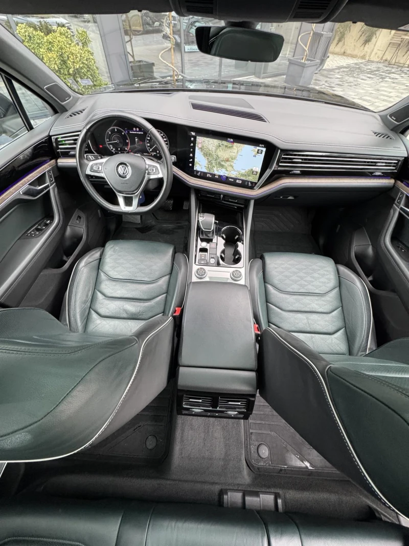 VW Touareg V6 TDI 4MOTION, снимка 13 - Автомобили и джипове - 53511374