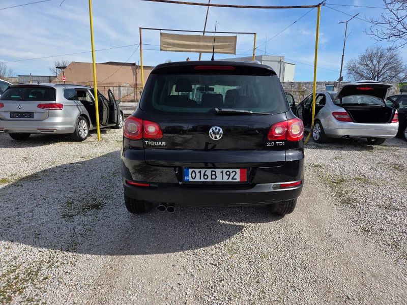 VW Tiguan 2.0TDI4x4 NAVI кожа, снимка 5 - Автомобили и джипове - 53536973