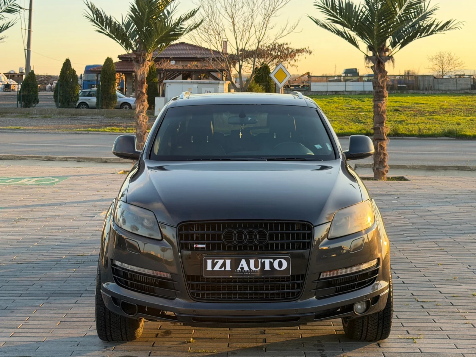 Audi Q7 4.2TDI/PANORAMA/BOSE/TOP/LIZING, снимка 1