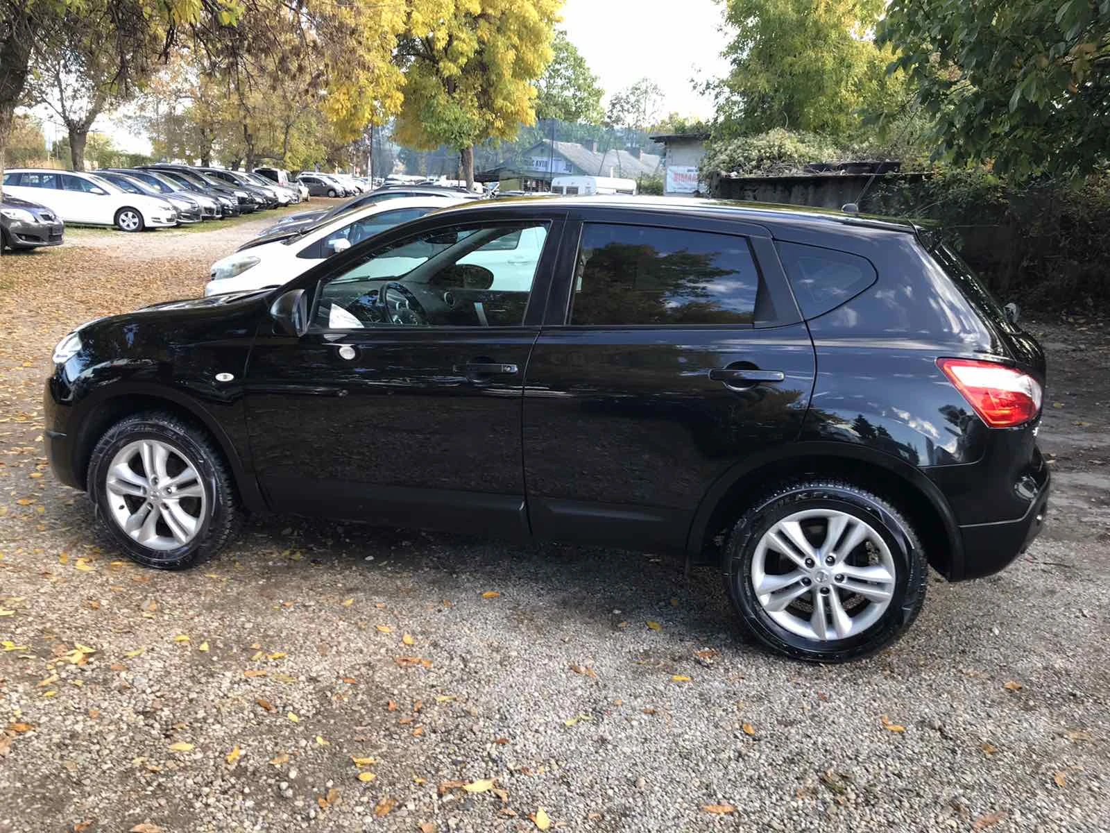 Nissan Qashqai 1.6i BI FUEL - изображение 5