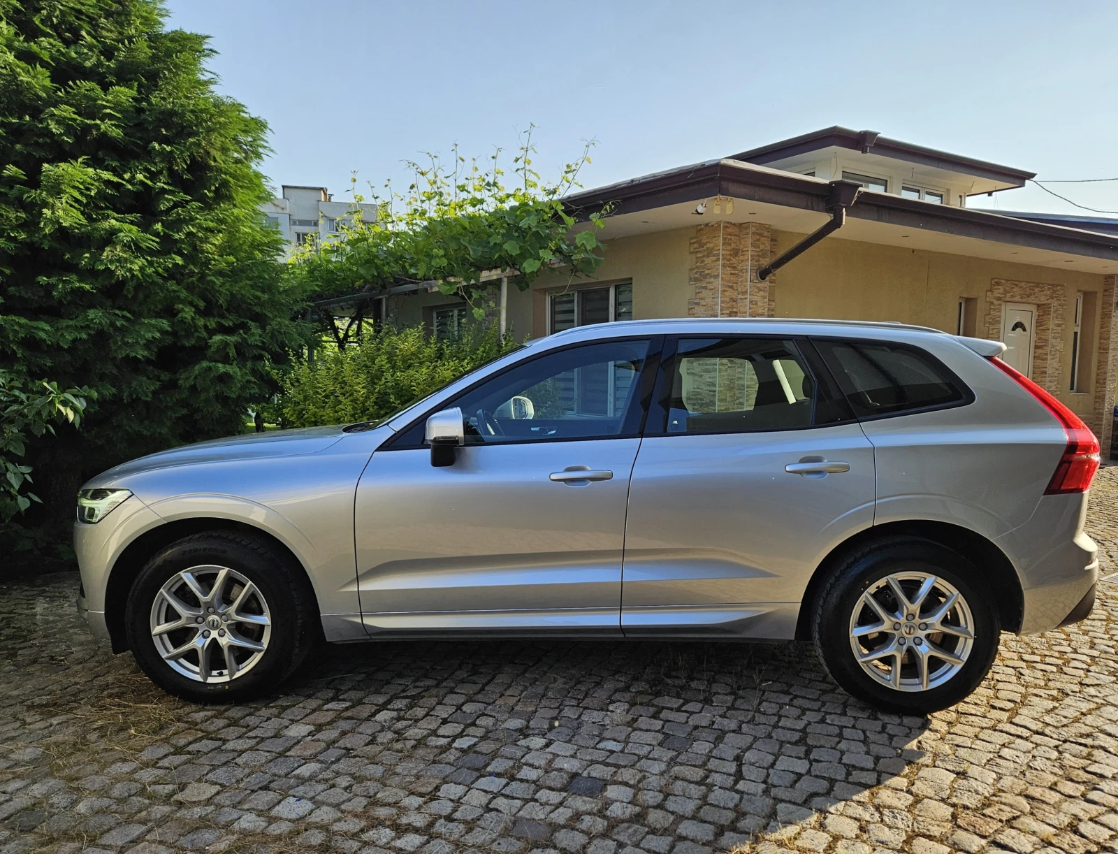 Volvo XC60 4x4 - изображение 7