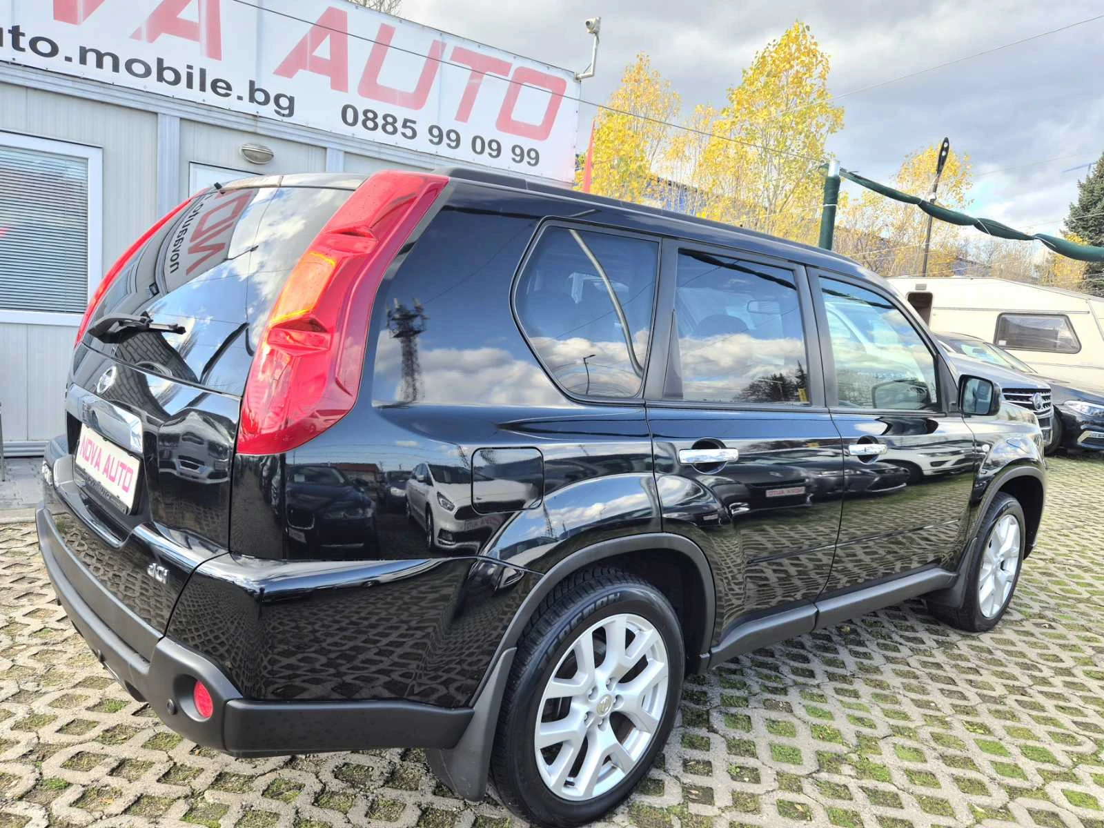 Nissan X-trail 2.0D-FACE LIFT-4X4-ПАНОРАМА - изображение 4