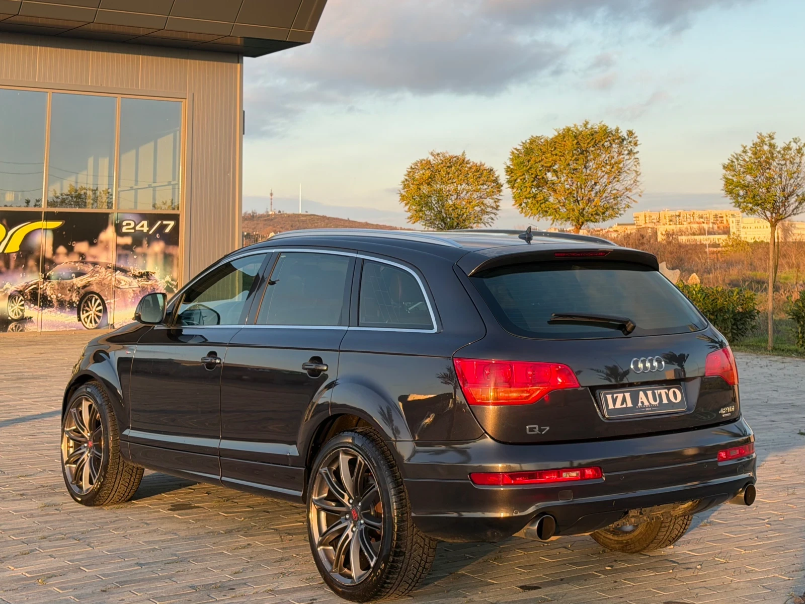 Audi Q7 4.2TDI/PANORAMA/BOSE/TOP/LIZING - изображение 4