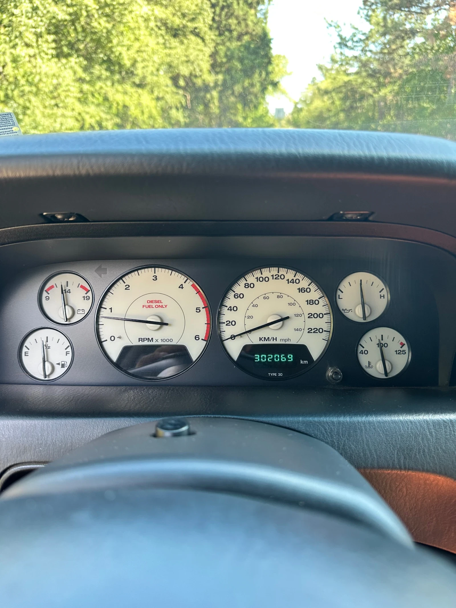 Jeep Grand cherokee 2.7 CRD, снимка 11 - Автомобили и джипове - 54008826