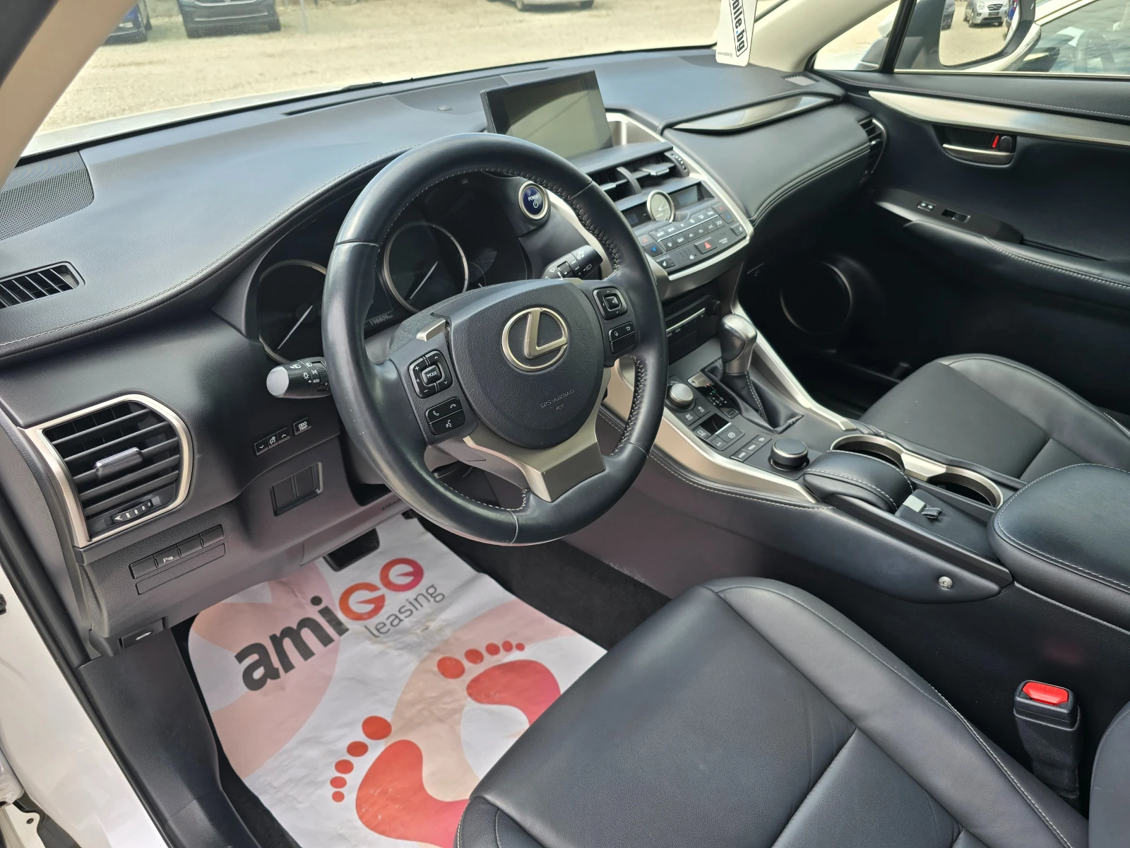 Lexus NX 300h 2.5HYBRID/4X4/197к.с/СЕРВИЗНА ИСТОРИЯ/ШВЕЙЦ., снимка 9 - Автомобили и джипове - 54634981