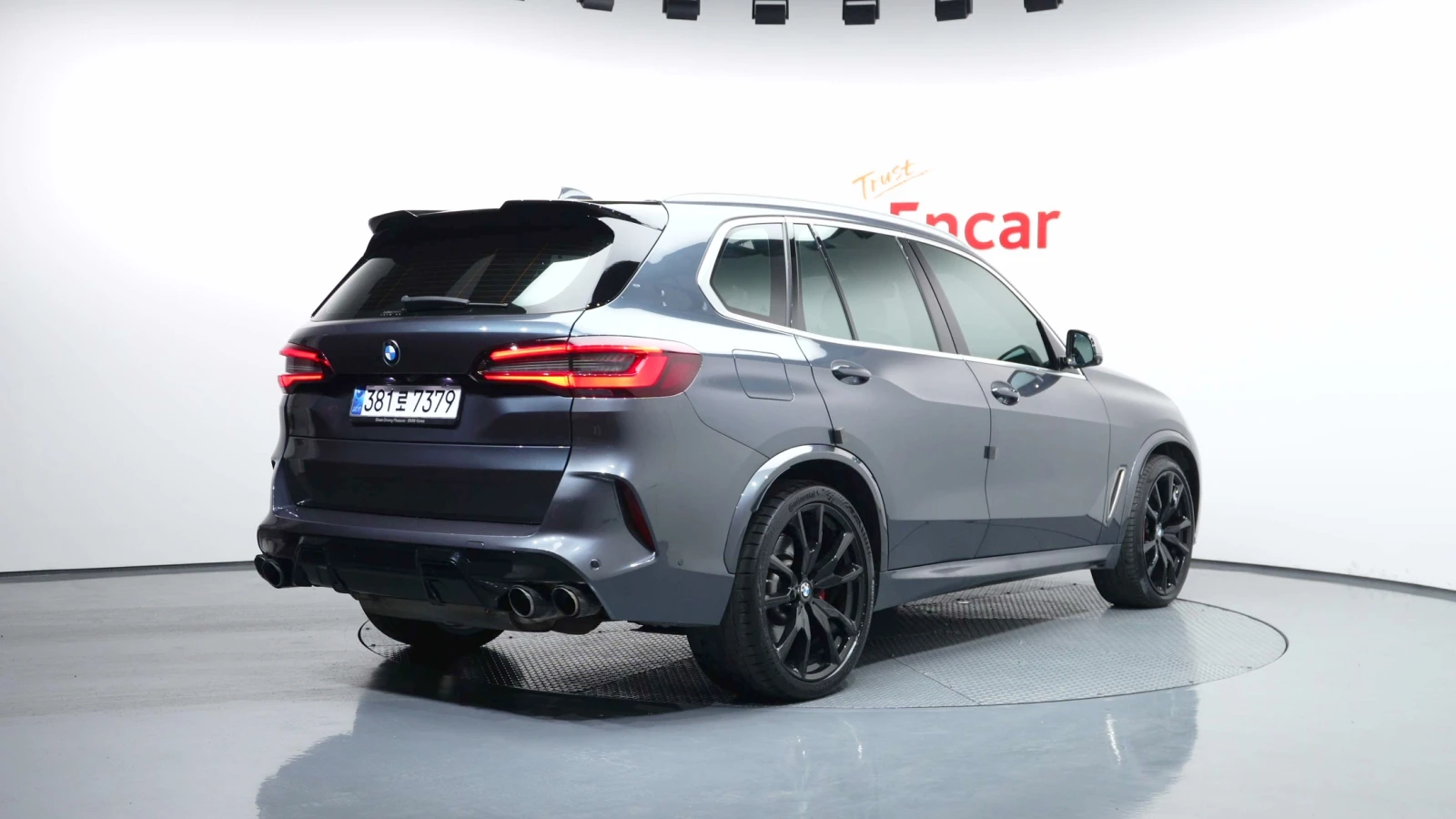 BMW X5 M50I* LASER* DIS* SOFT-CLOSE* ОБДУХ* 360* КРАЙНА Ц, снимка 4 - Автомобили и джипове - 55011755