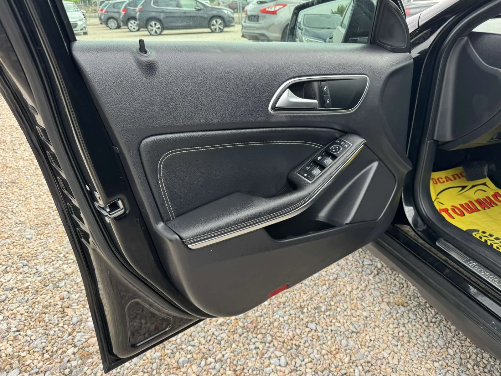Mercedes-Benz GLA 200 2.2CDI, снимка 12 - Автомобили и джипове - 55323989