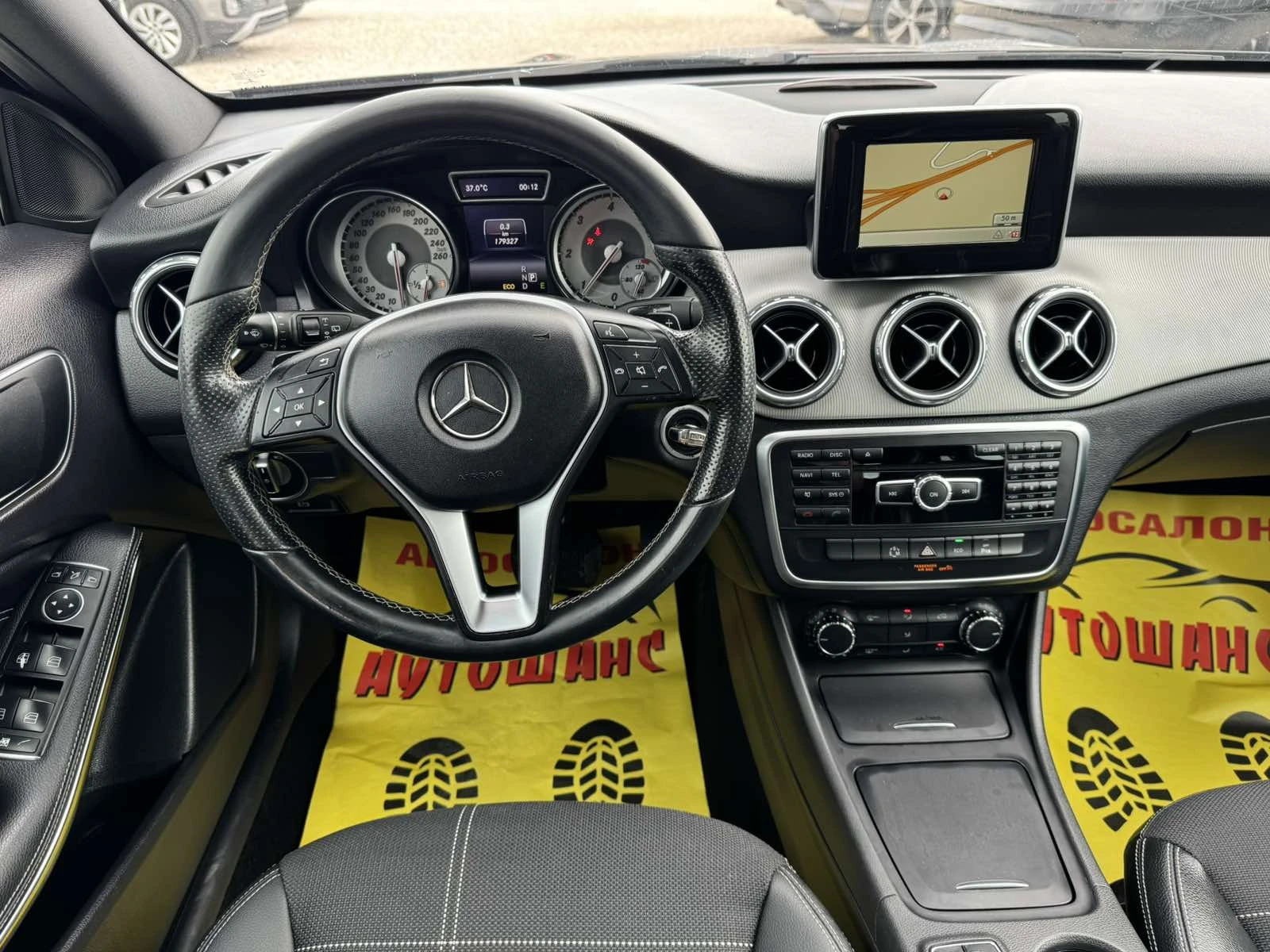 Mercedes-Benz GLA 200 2.2CDI, снимка 10 - Автомобили и джипове - 55323989