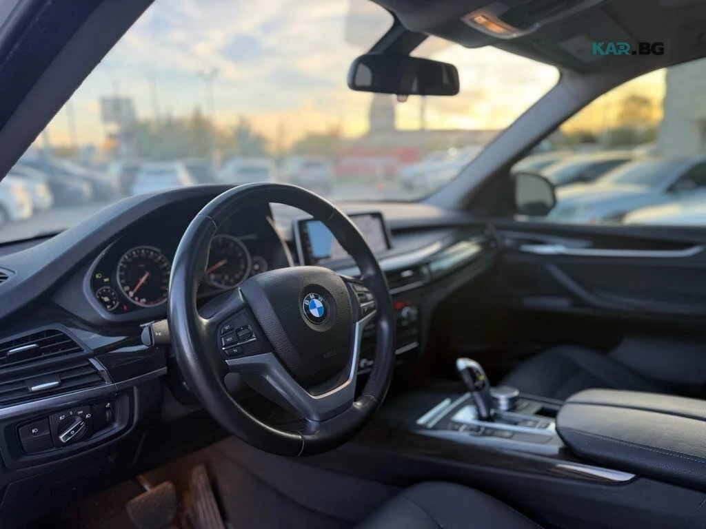 BMW X5 xDrive 35i * АвтоКредит * (ЦЕНА ДО БГ), снимка 11 - Автомобили и джипове - 55354178