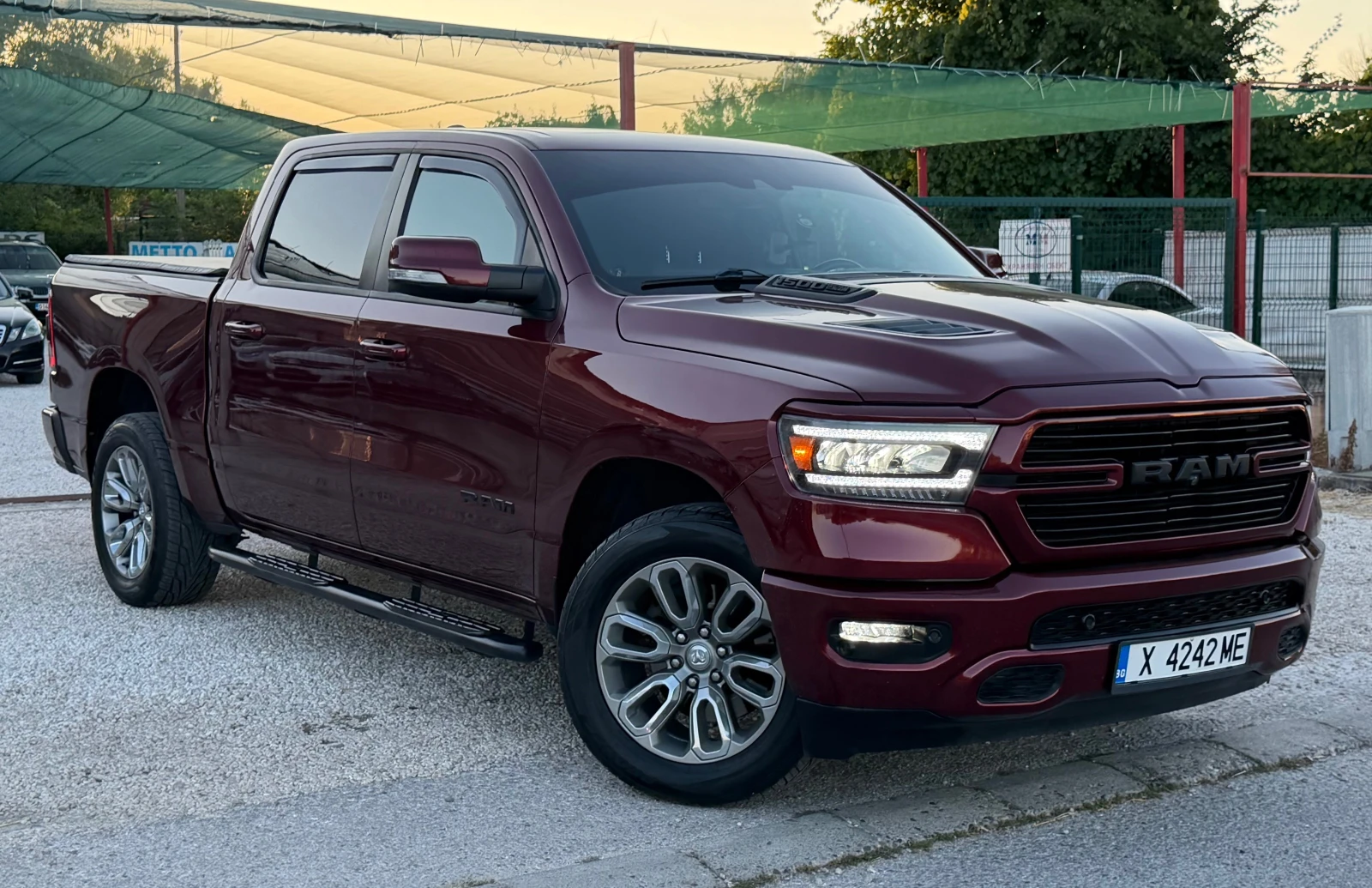 Dodge RAM 1500 5.7L* V8* HEMI, снимка 5 - Автомобили и джипове - 55499738