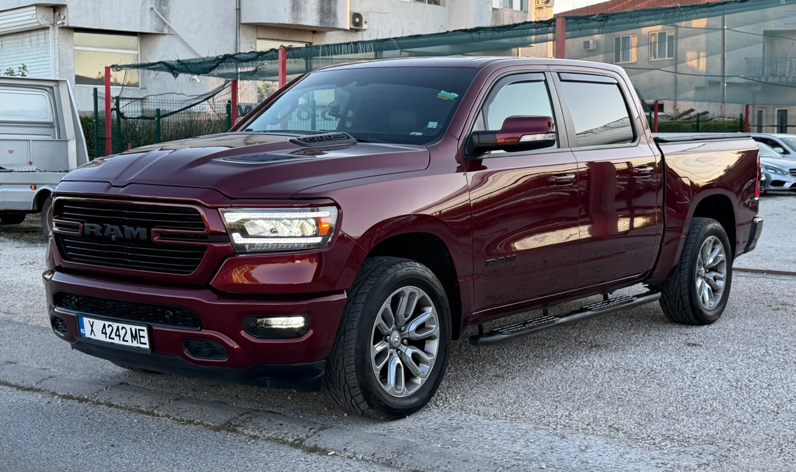 Dodge RAM 1500 5.7L* V8* HEMI, снимка 15 - Автомобили и джипове - 55499738