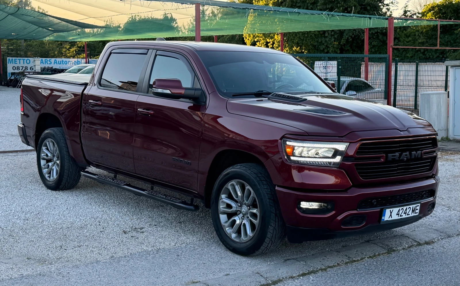 Dodge RAM 1500 5.7L* V8* HEMI, снимка 16 - Автомобили и джипове - 55499738
