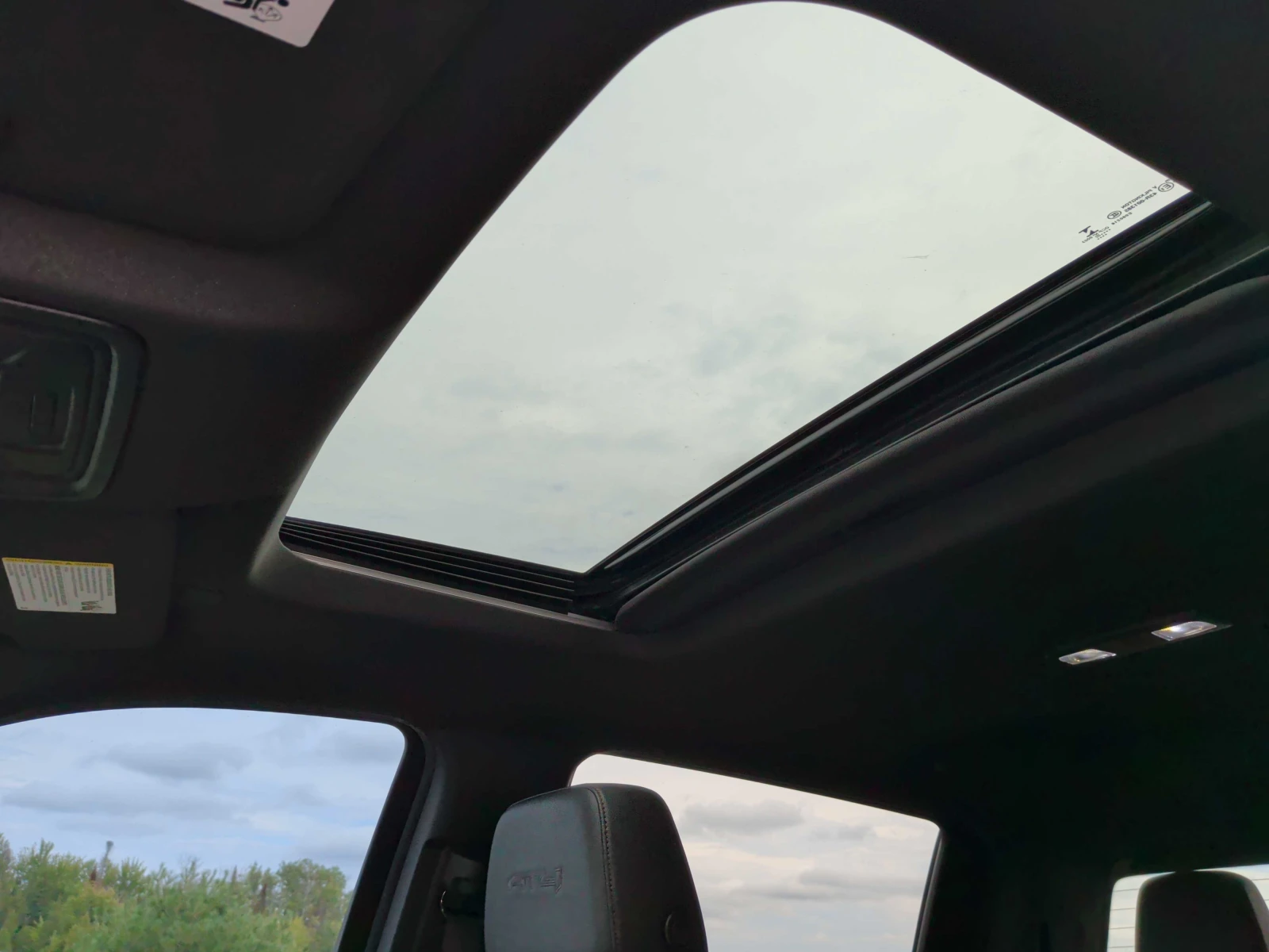 Gmc Sierra * AT4 * CARFAX * ОПЦИЯ ЗА ФИНАНСИРАНЕ , снимка 11 - Автомобили и джипове - 55940441