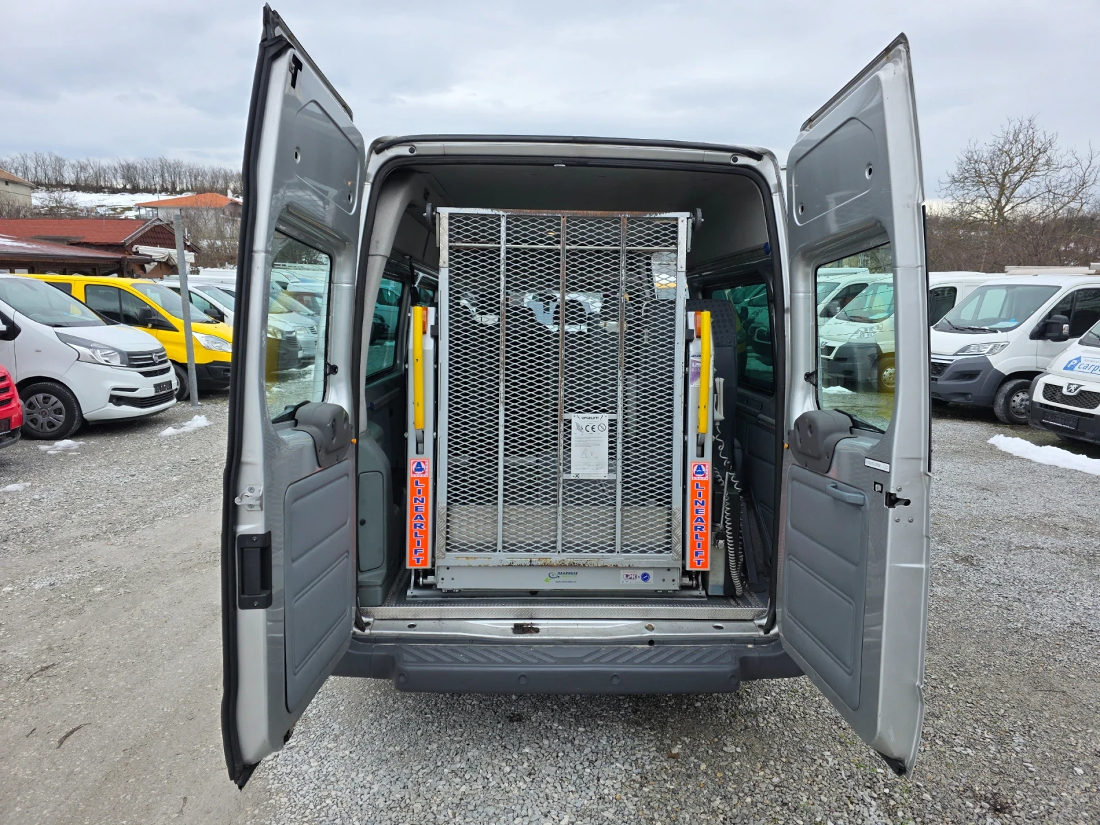 Ford Transit 2.2tdci 6скорости 8+ 1 Рампа Дълга база - изображение 8