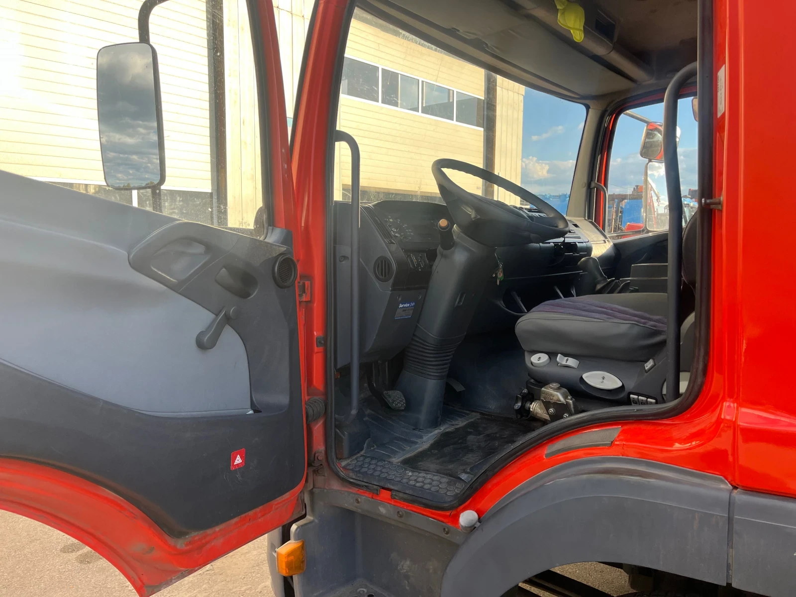 Mercedes-Benz 1018 Самосвал кран, снимка 9 - Камиони - 55590426