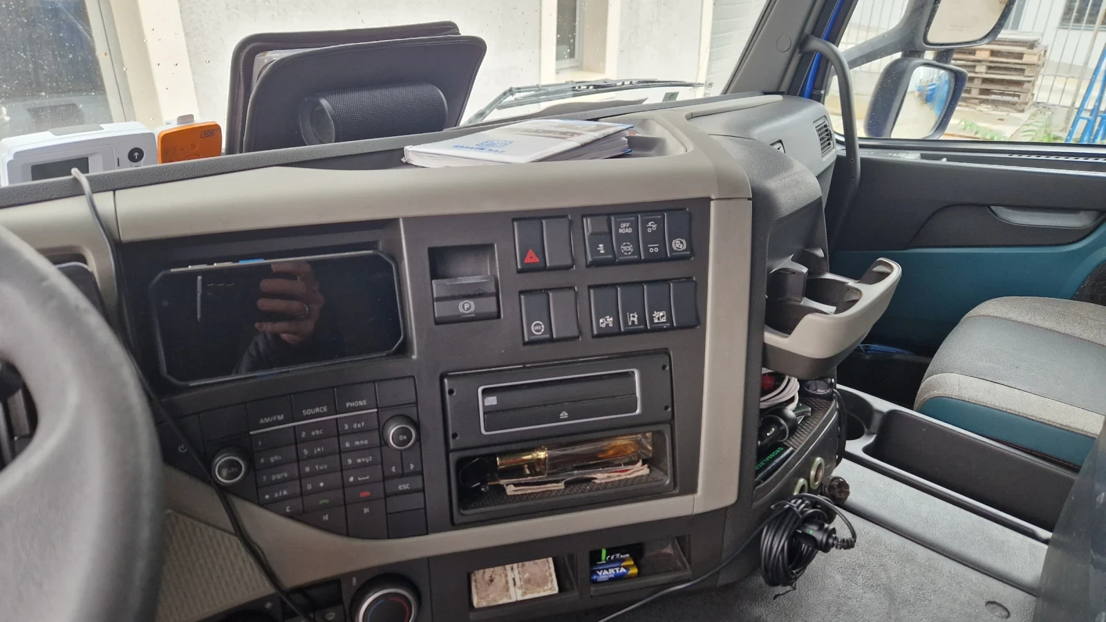Volvo Fm FM 330, снимка 5 - Камиони - 56658219