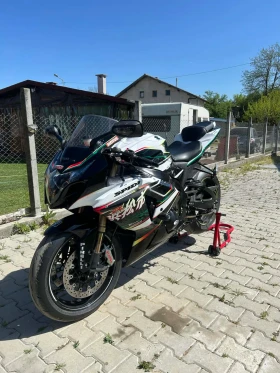 ������ Suzuki Gsxr
