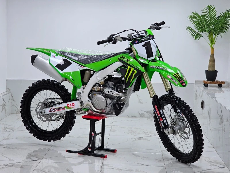 Kawasaki Kx 250F/ЧИСТО НОВ/СТАРТЕР/ЛИЗИНГ, снимка 1 - Мотоциклети и мототехника - 44186035