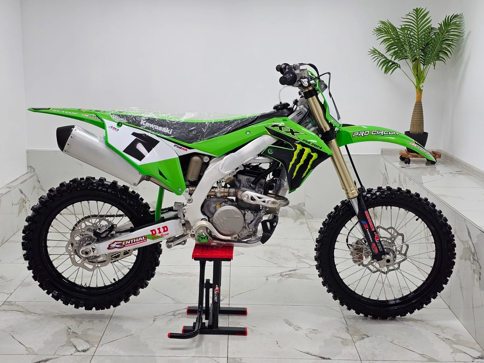 Kawasaki Kx 250F/ЧИСТО НОВ/СТАРТЕР/ЛИЗИНГ - изображение 3