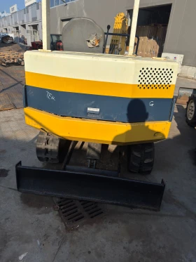 Багер Komatsu PC-10, снимка 6 - Индустриална техника - 53653120