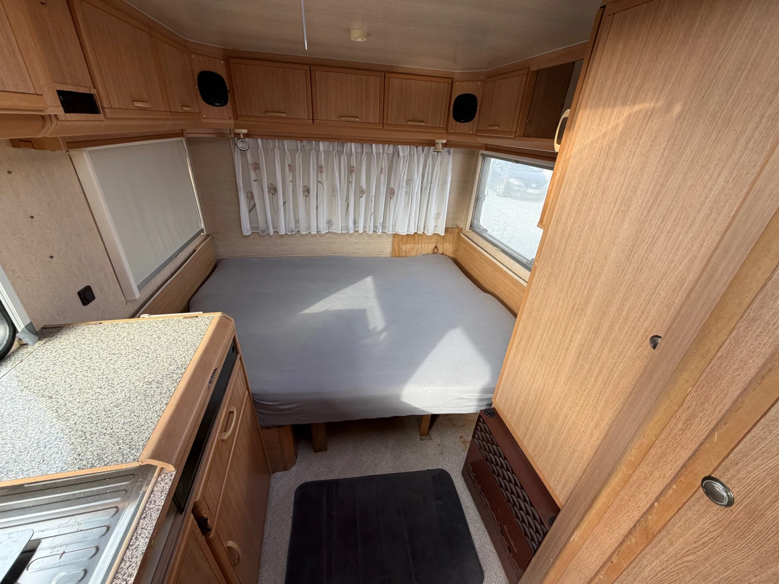 Каравана Adria, снимка 9 - Каравани и кемпери - 54197115