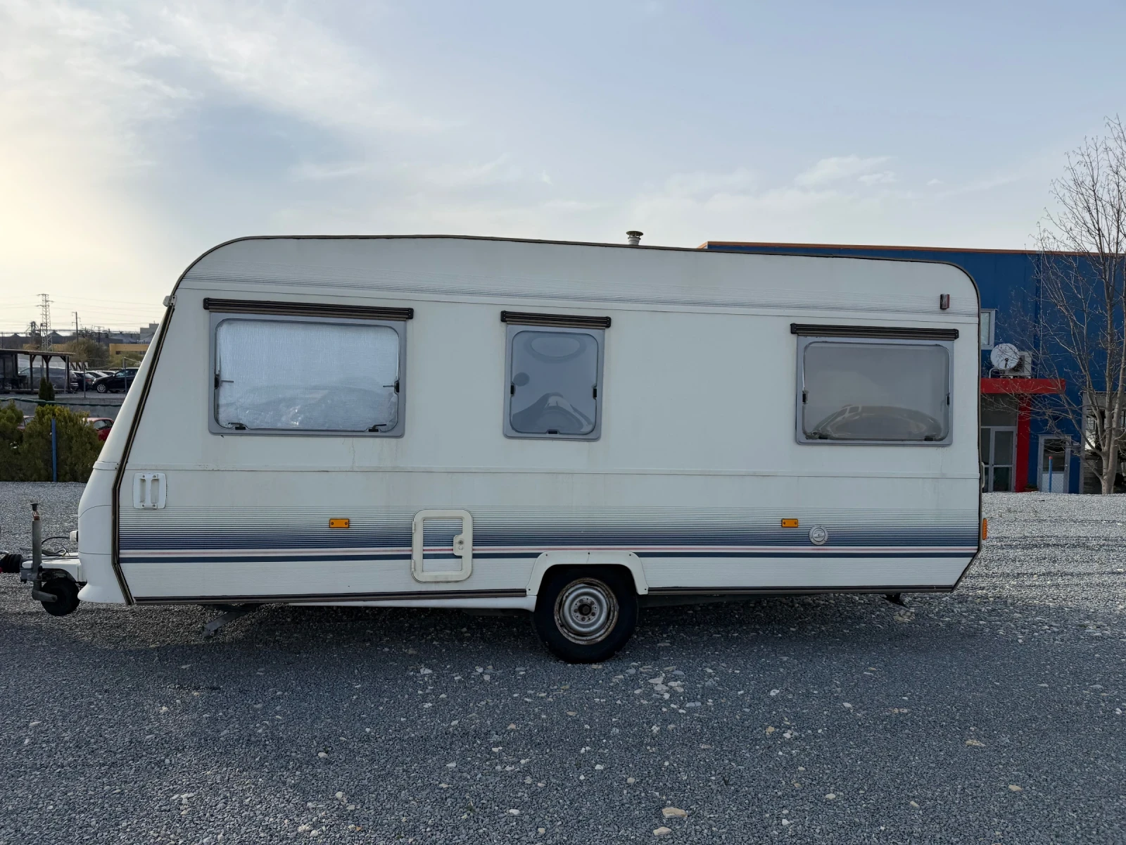 Каравана Adria, снимка 6 - Каравани и кемпери - 54197115