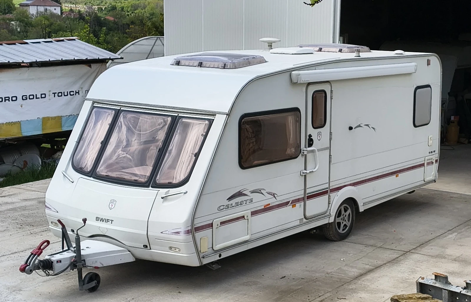 Каравана Swift SWIFT CELESTE 2008г., снимка 13 - Каравани и кемпери - 54694578