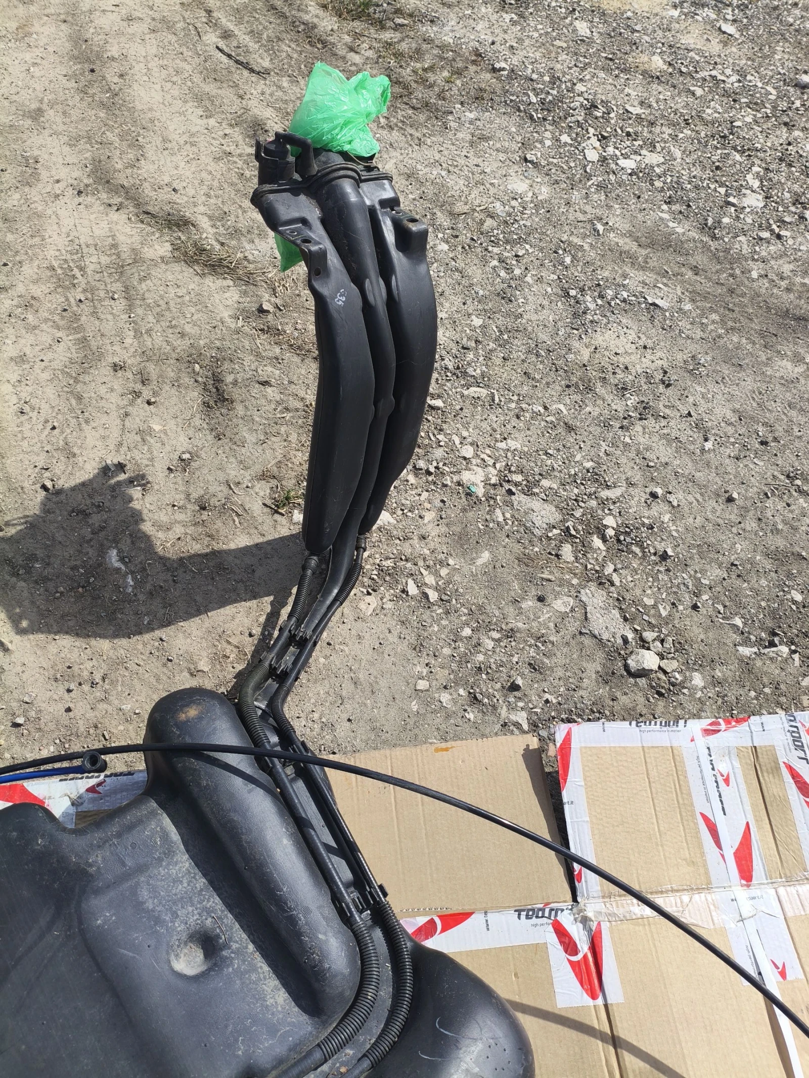 Резервоар за шкода октавия 1 дизел, снимка 4 - Части - 53894862