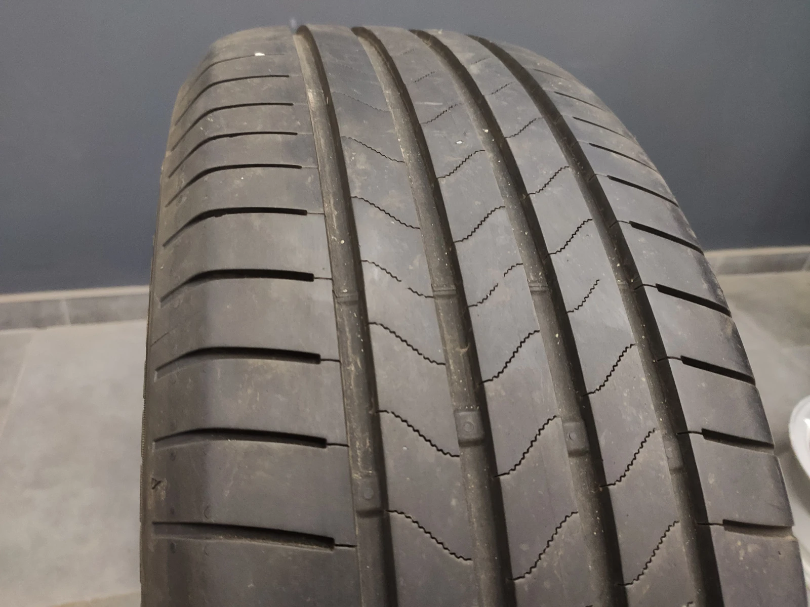  235/60R17 | Mobile.bg   2