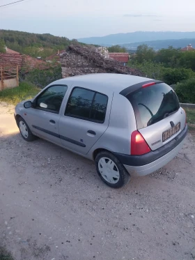 Renault Clio Цялата за части, снимка 4